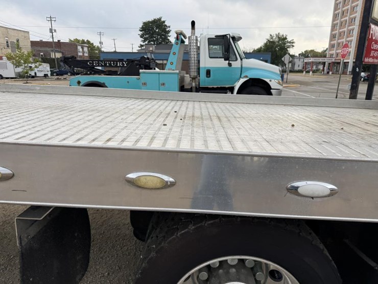 2017-international-durastar-4300-image-22