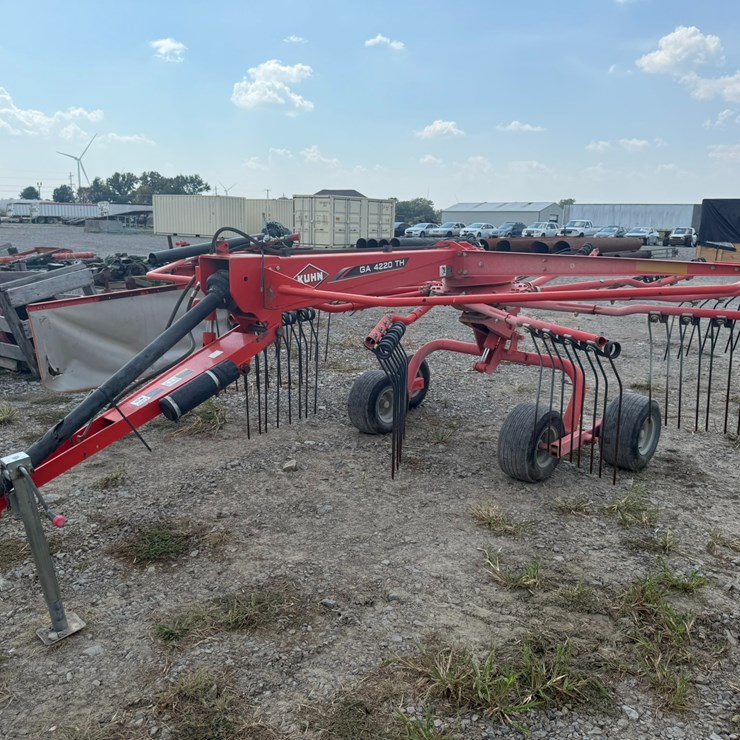 KUHN GA4220TH