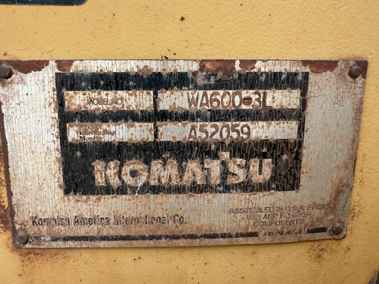 komatsu-wa600-image-93