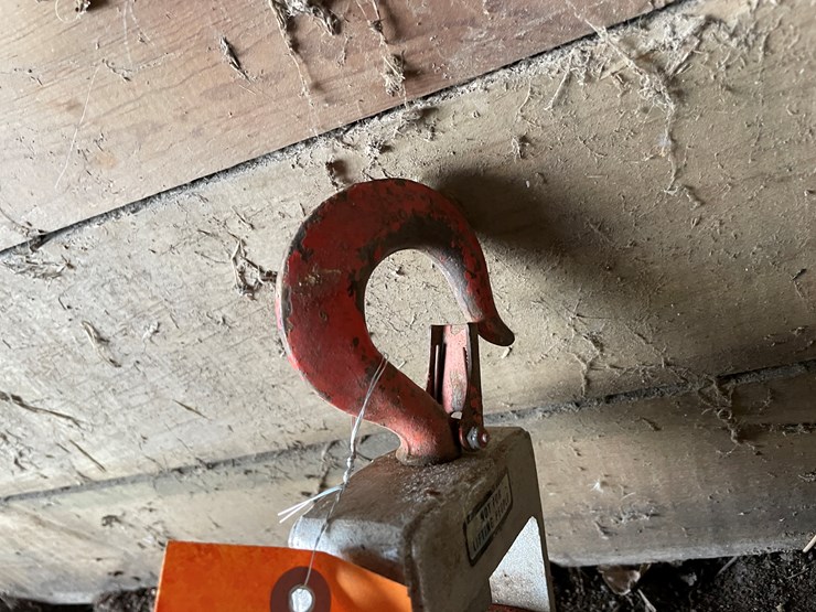 #7141-•-2000-pound-capacity-chain-block-and-tackle-image-7