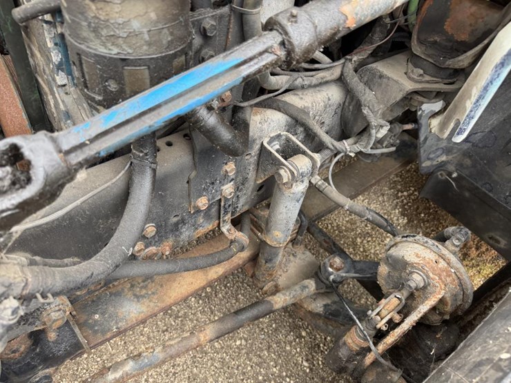 2004-international-durastar-4400-image-61