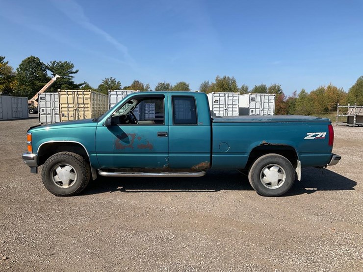 1998-chevrolet-k1500-image-2