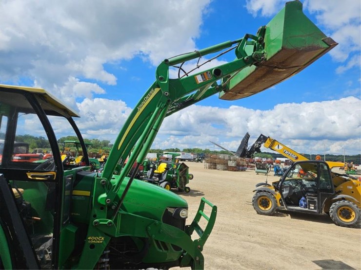 john-deere-4720-image-19