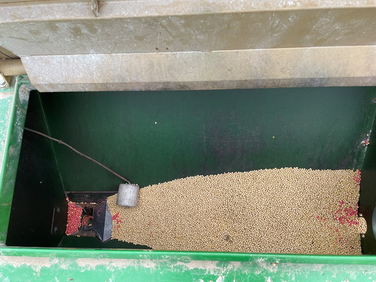 #7102-•-great-plains-grain-drill-no-till-drill-image-36