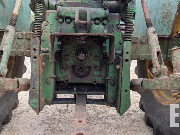 john-deere-2010-image-6