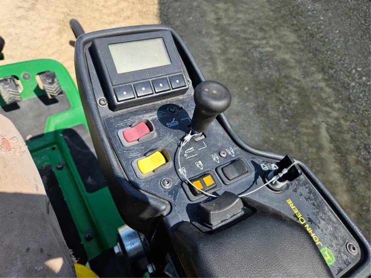 john-deere-7400-image-18