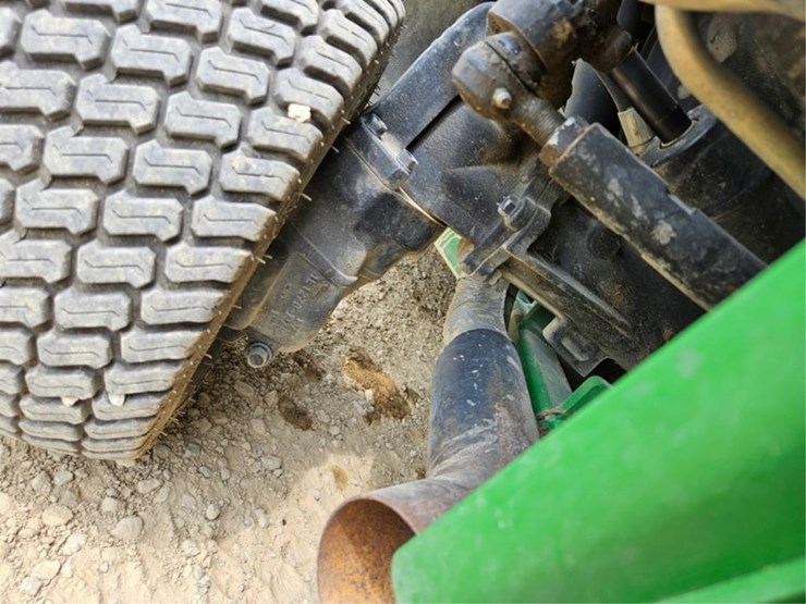 john-deere-1575-image-39