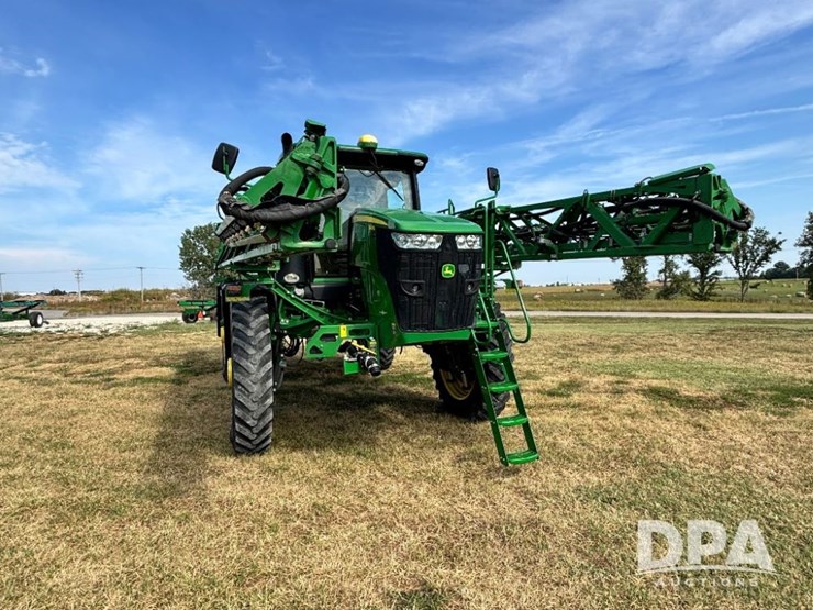 2019-john-deere-r4045-image-4