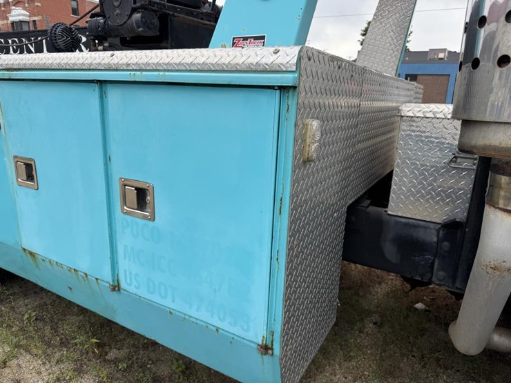 2004-international-durastar-4400-image-19