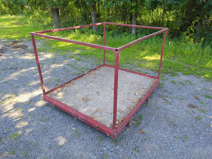 5'x4'-pallet-box-image-1