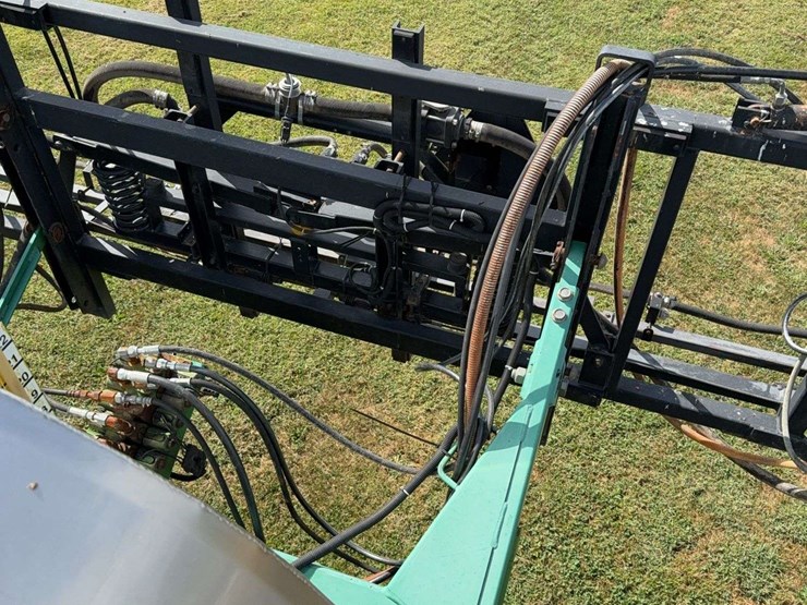 2000-john-deere-4700-image-19