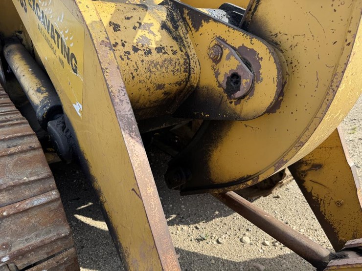 caterpillar-953-image-26