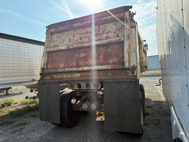 1978-clement-dump-trailer-image-5