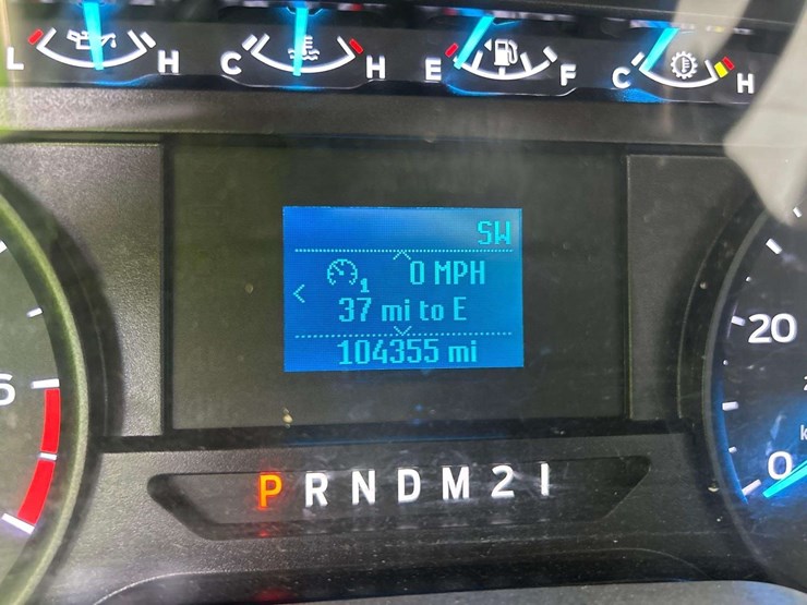 2021-ford-f250-image-6