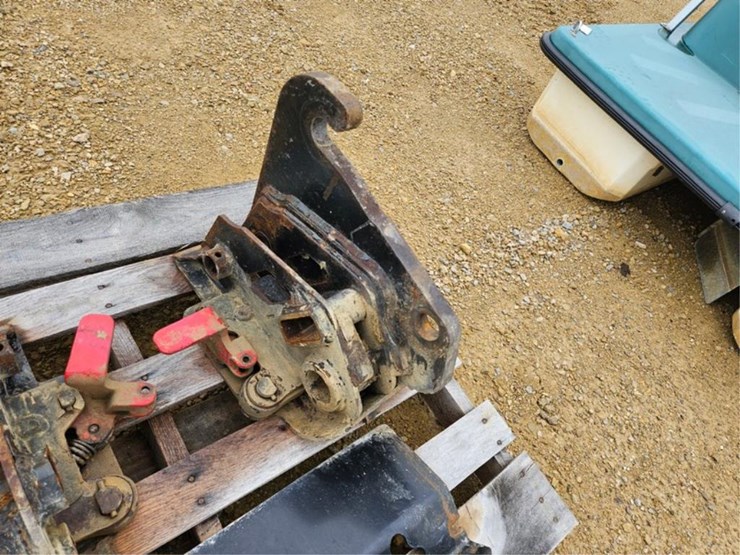 deere-324j-image-9