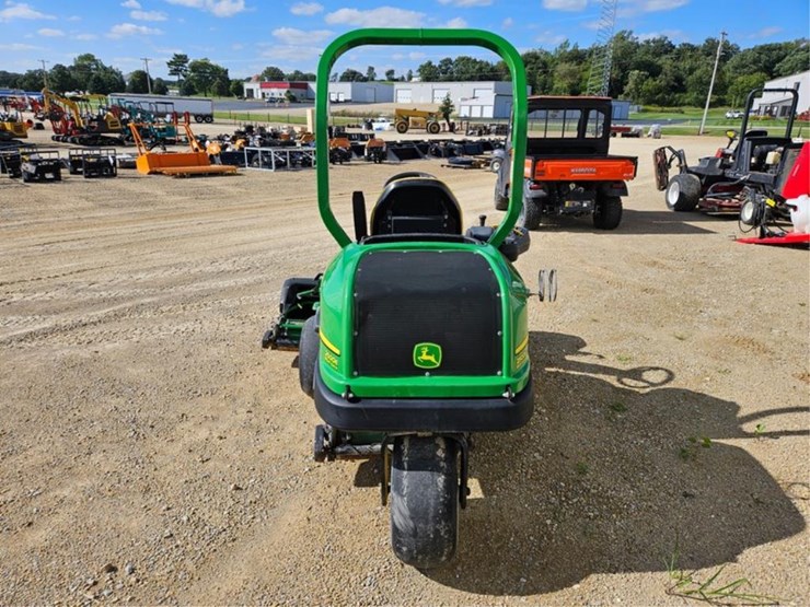 john-deere-2500e-image-4