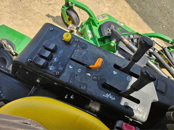 john-deere-1600-image-22