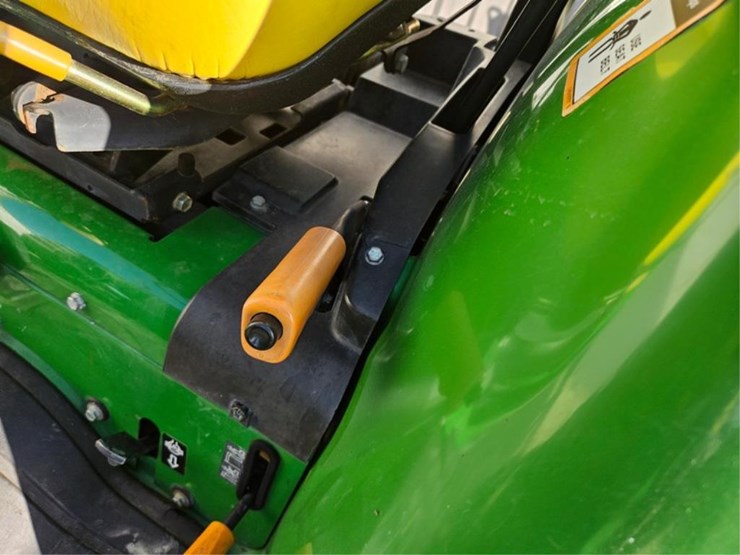 2000-john-deere-4400-image-36