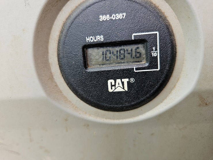 2017-caterpillar-336f-image-64