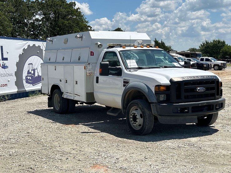 2008-ford-f550-image-4