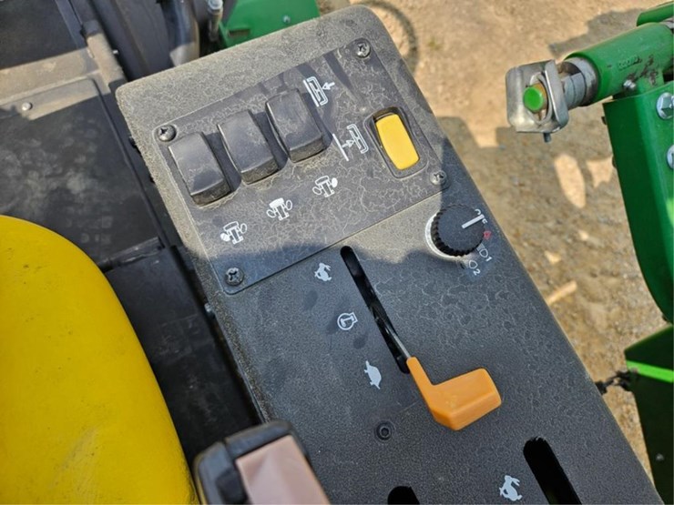john-deere-1600-turbo-image-28