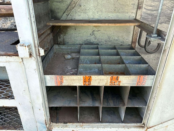 2005-international-durastar-4300-image-27