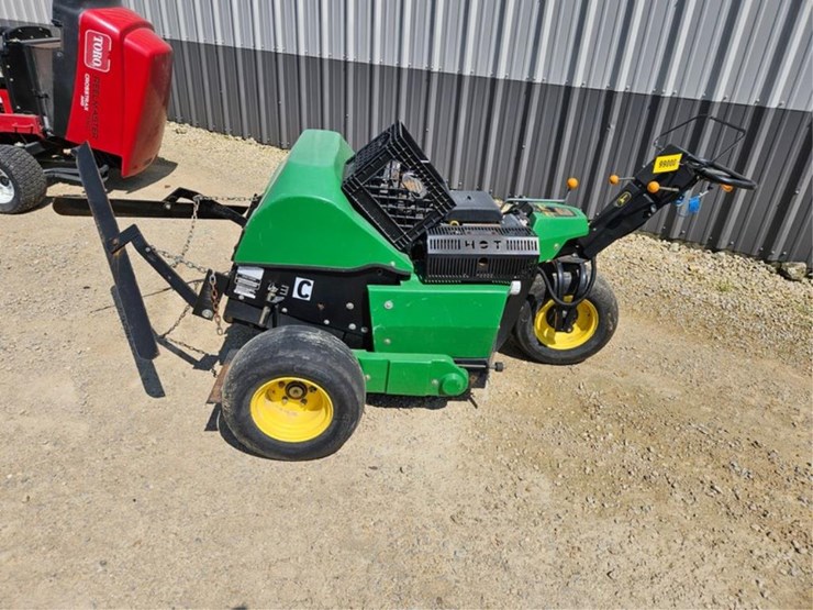 john-deere-800-image-2