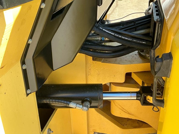 2008-dynapac-cc222hf-image-29