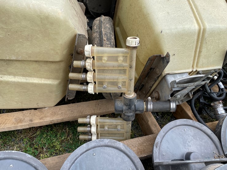 kinze-2300-image-42