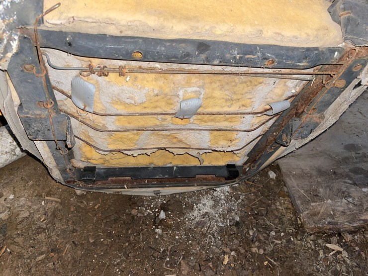 #7177-•-equipment-seat-image-7