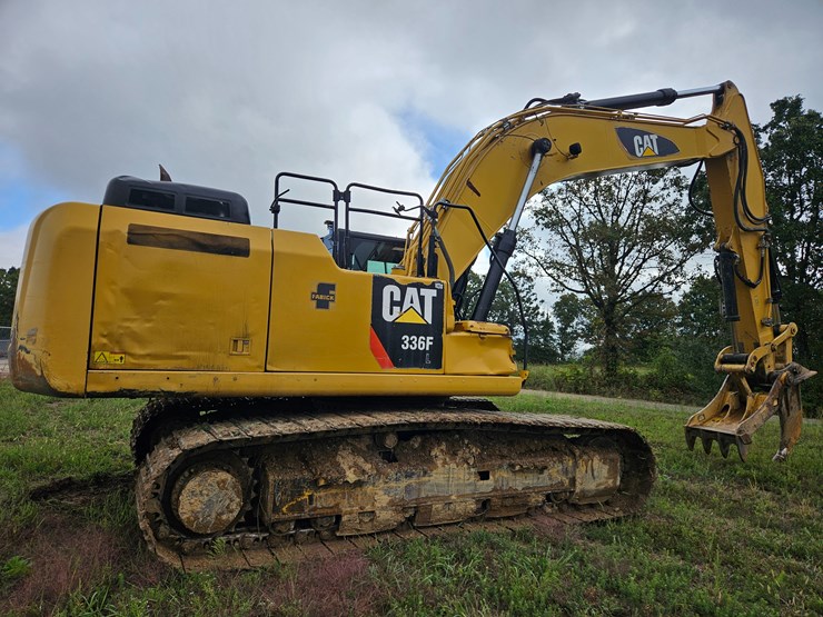 2017-caterpillar-336f-image-21