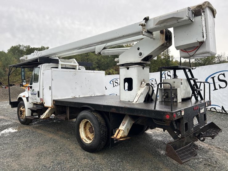 2002-international-durastar-4300-image-3