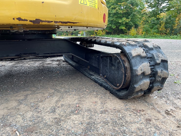 2019-caterpillar-303.5e2-cr-image-26