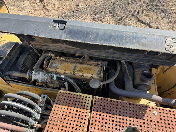 2001-caterpillar-m320-image-28