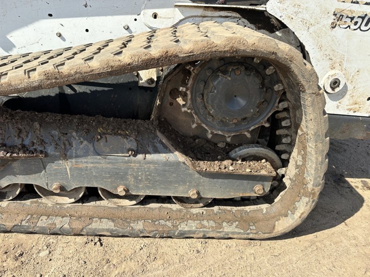 2019-bobcat-t650-image-33