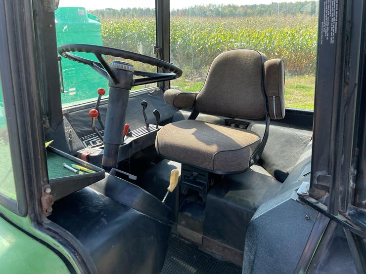 john-deere-4430-image-27