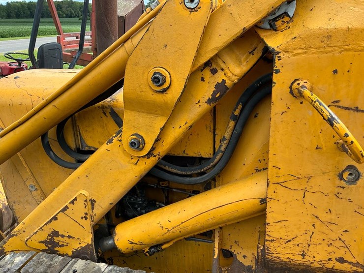 1970-john-deere-350-image-36