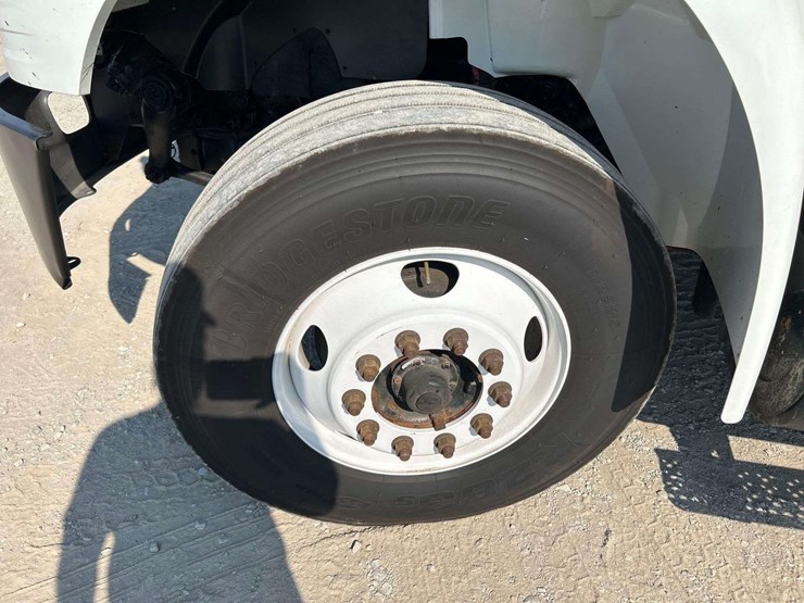 2018-international-durastar-4300-image-28