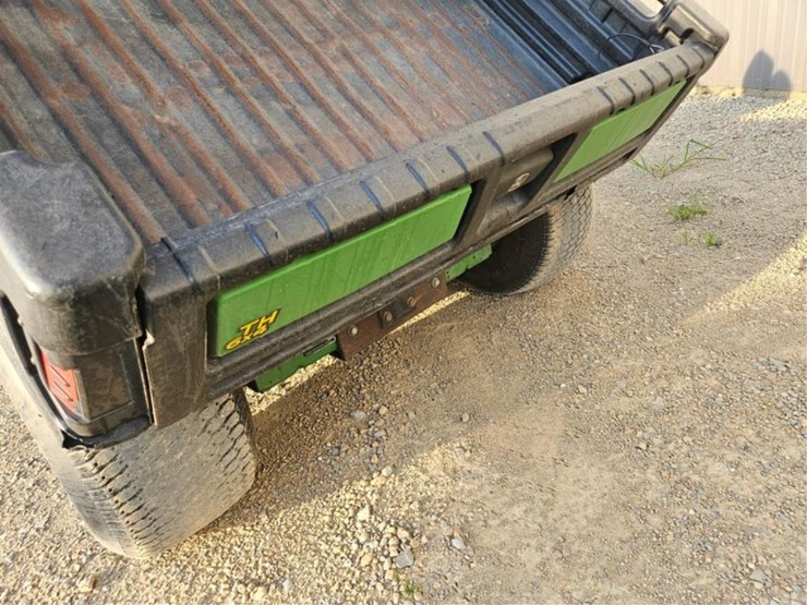 john-deere-gator-image-17