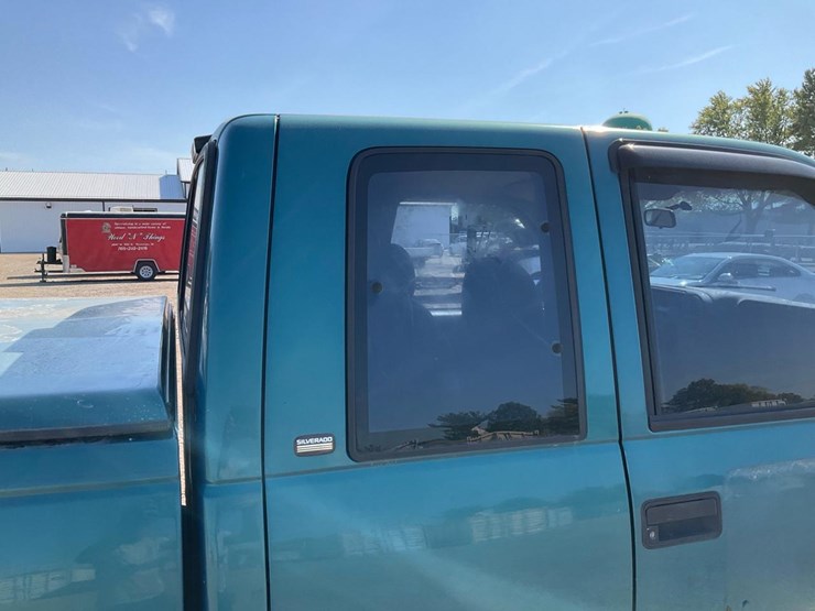 1998-chevrolet-k1500-image-40