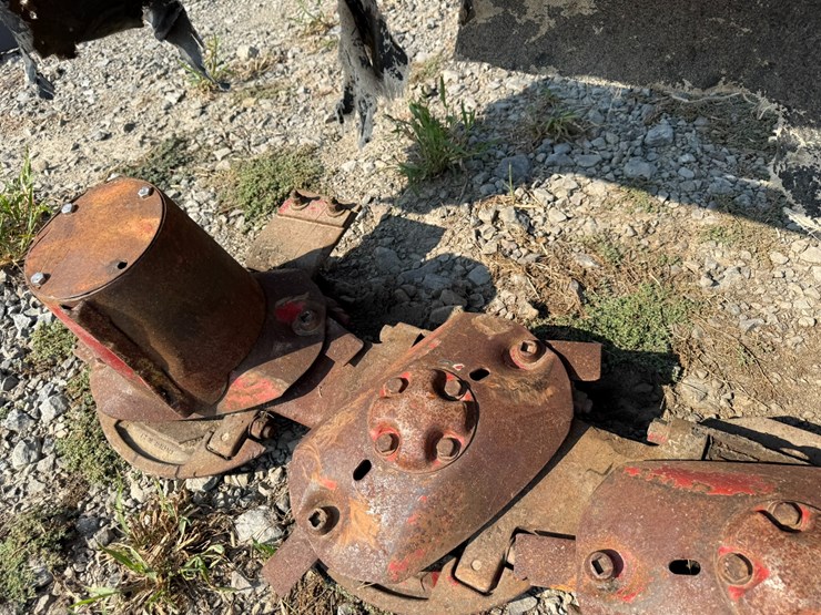 new-holland-617-image-23