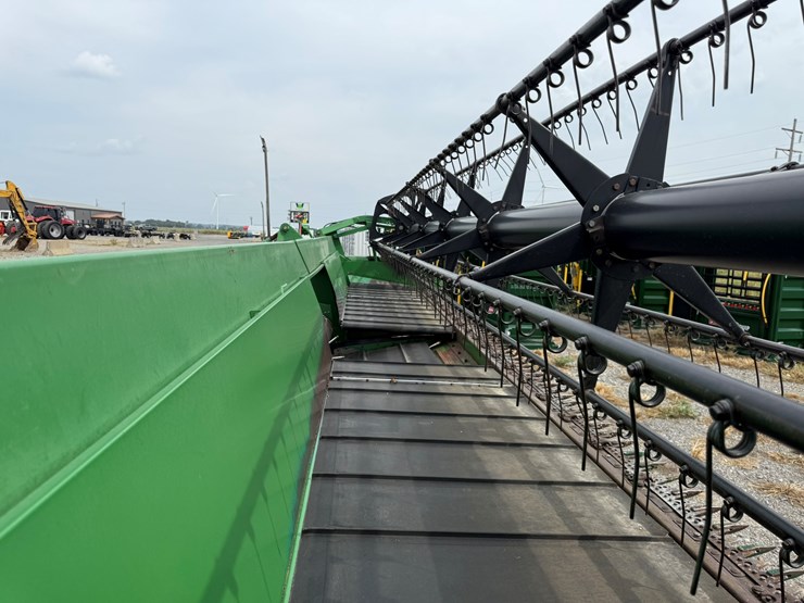 john-deere-925d-image-24