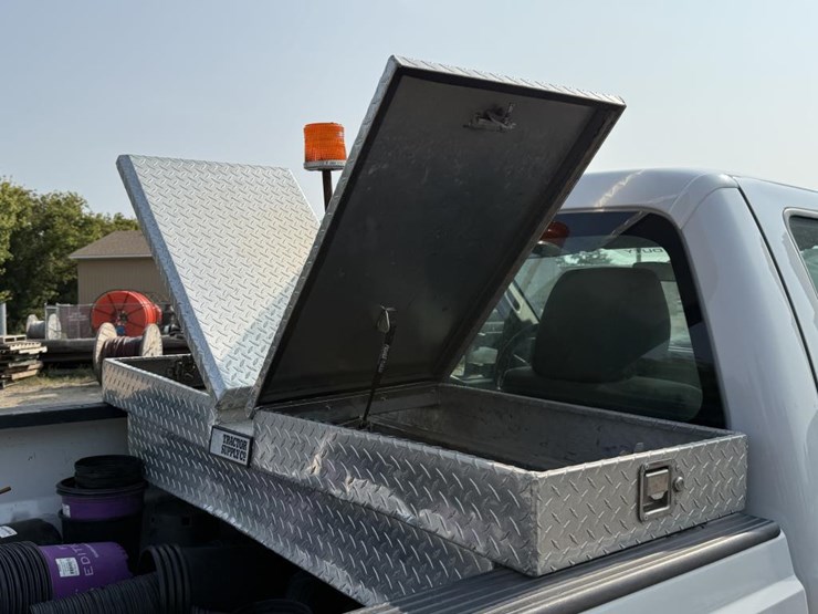 2013-ford-f350-image-47