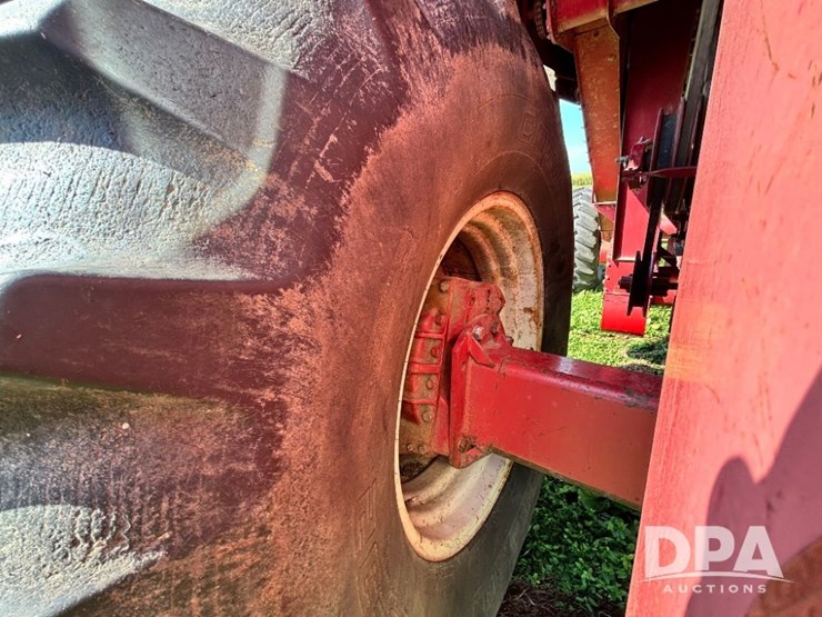 case-ih-1680-image-70