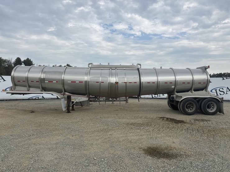 2016-polar-tank-image-2