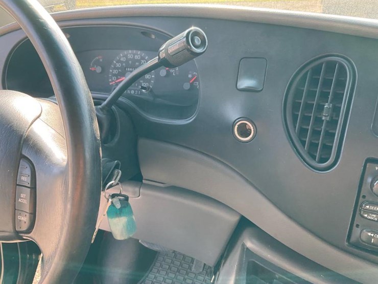 2000-ford-e350-image-59