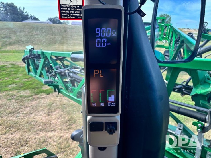2019-john-deere-r4045-image-134