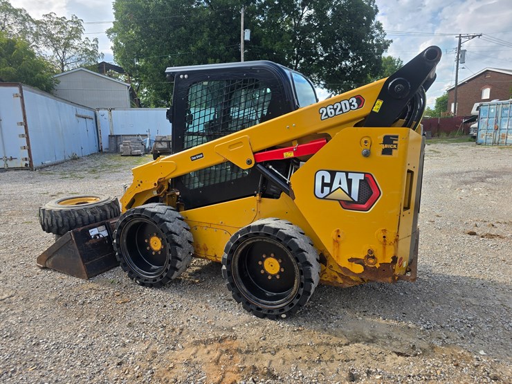 2020-caterpillar-262d3-image-9