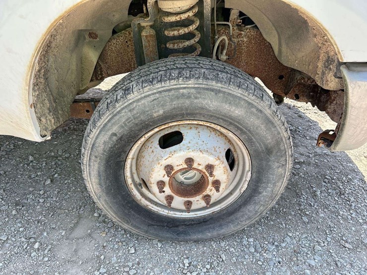 2015-ford-f350-image-29
