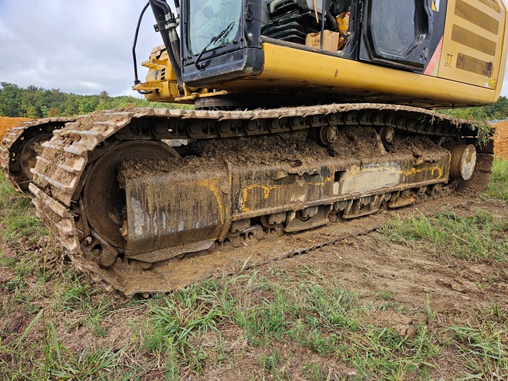 2017-caterpillar-336f-image-71